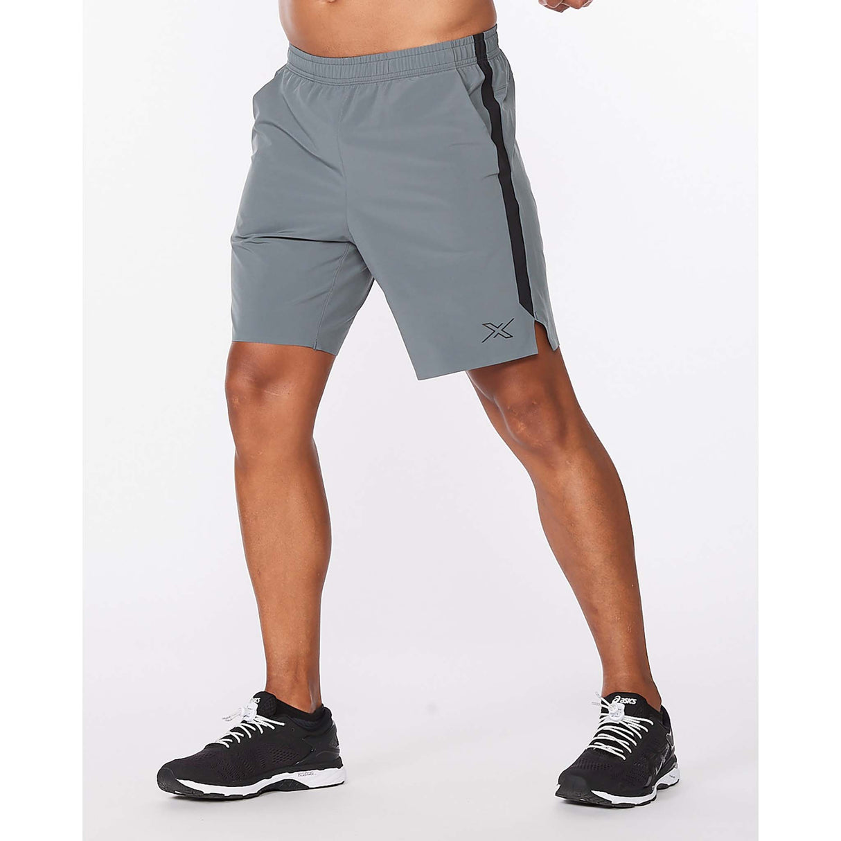 2XU Motion 8 Inch shorts de course à pied turbulence pour homme 2