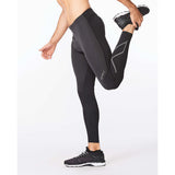 2XU legging compressif de course Wind Defence pour homme lateral gauche