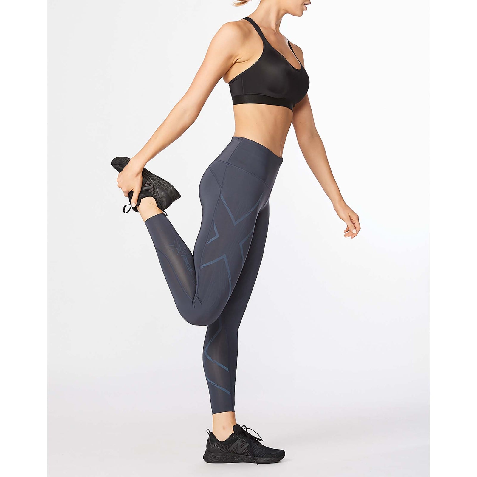 2XU 2XU Light Speed Mid-Rise Compression Tights legging compressif femme