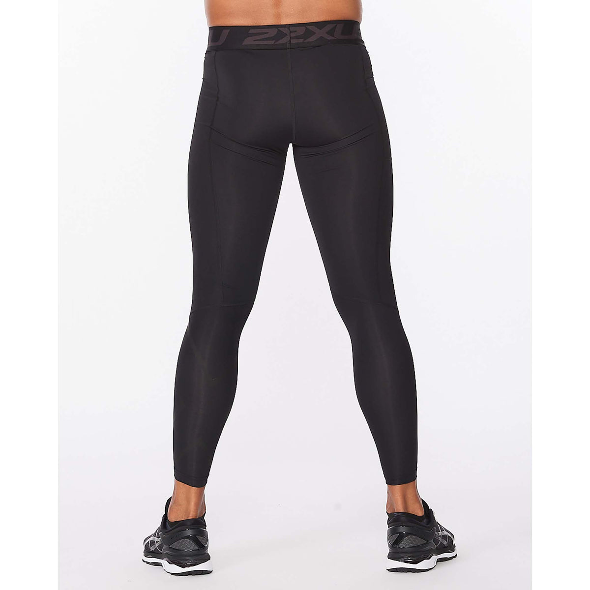 Course Compression Matchine 2XU Motion Compression Running Tight for Men – Soccer Sport Fitness