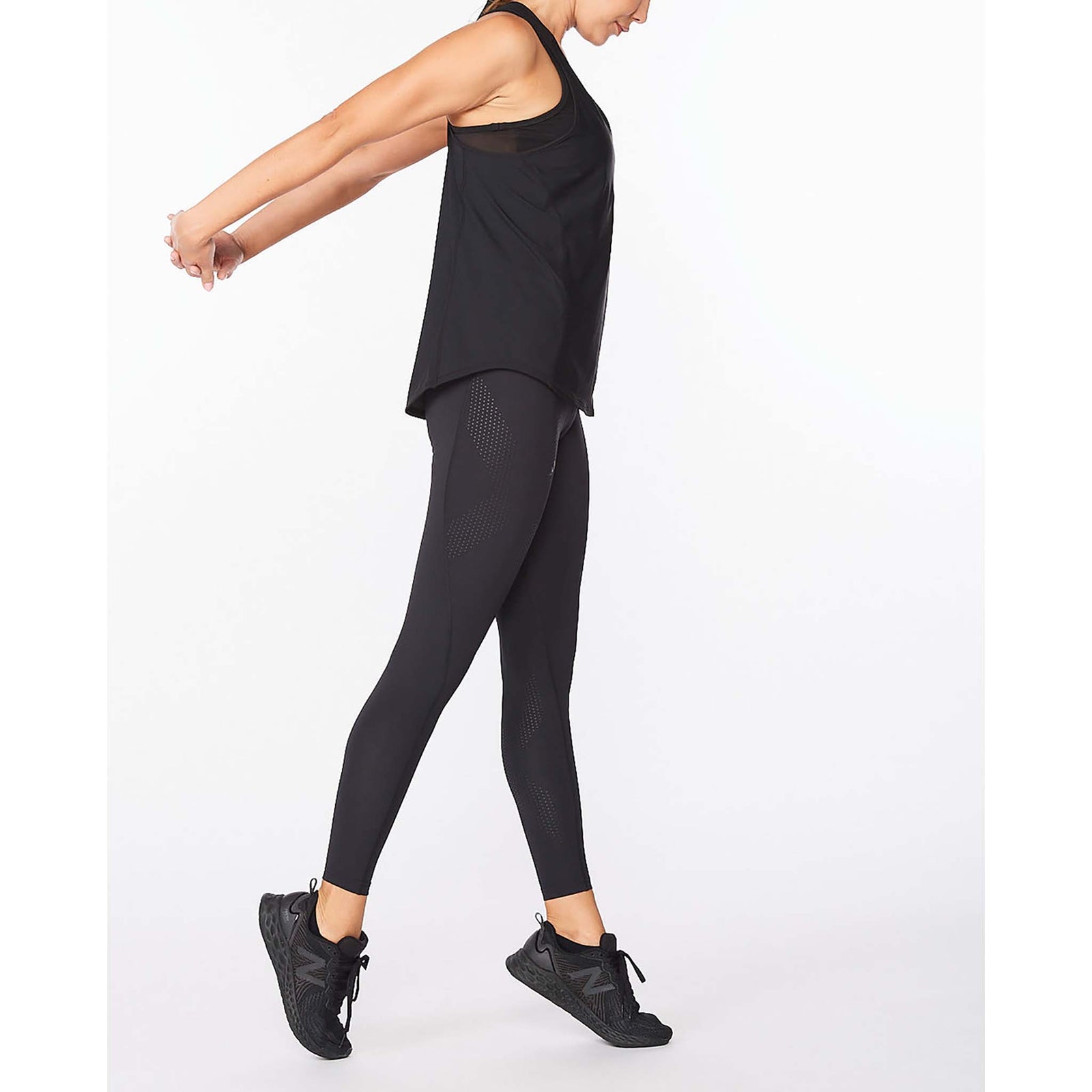 2XU 2XU Motion Mesh Tank top camisole de course à pied en maille femme