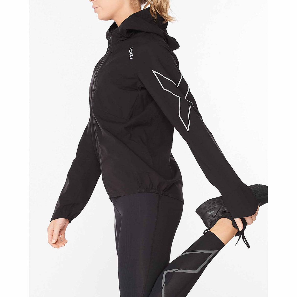 2XU 2XU manteau imperméable Light Speed WP Jacket de course pour femme