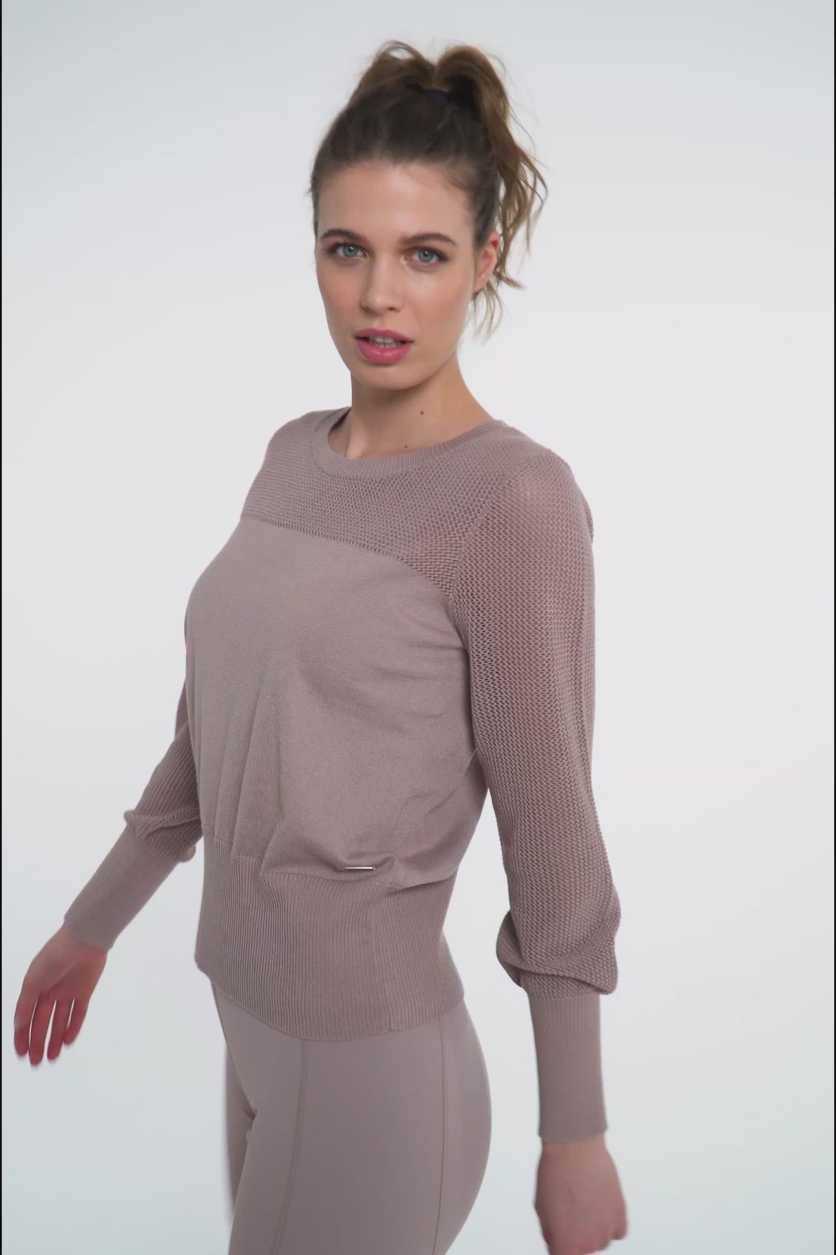 Lole Cozy chandail tricot a manches longues pour femme video