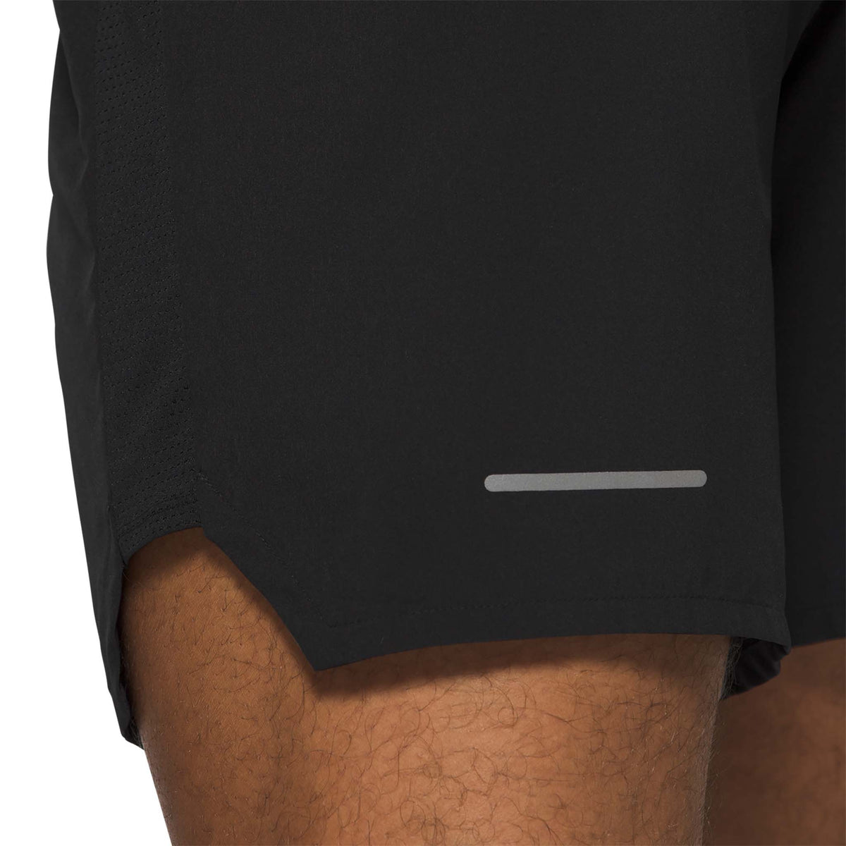 ASICS Road 7&quot; short de course noir homme ventilation