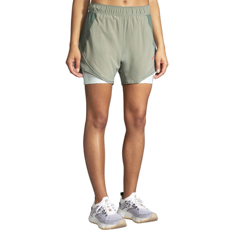 Brooks Chaser 5" 2-en-1 short course femme face - Pebble / Dark Pebble / Cool Mint