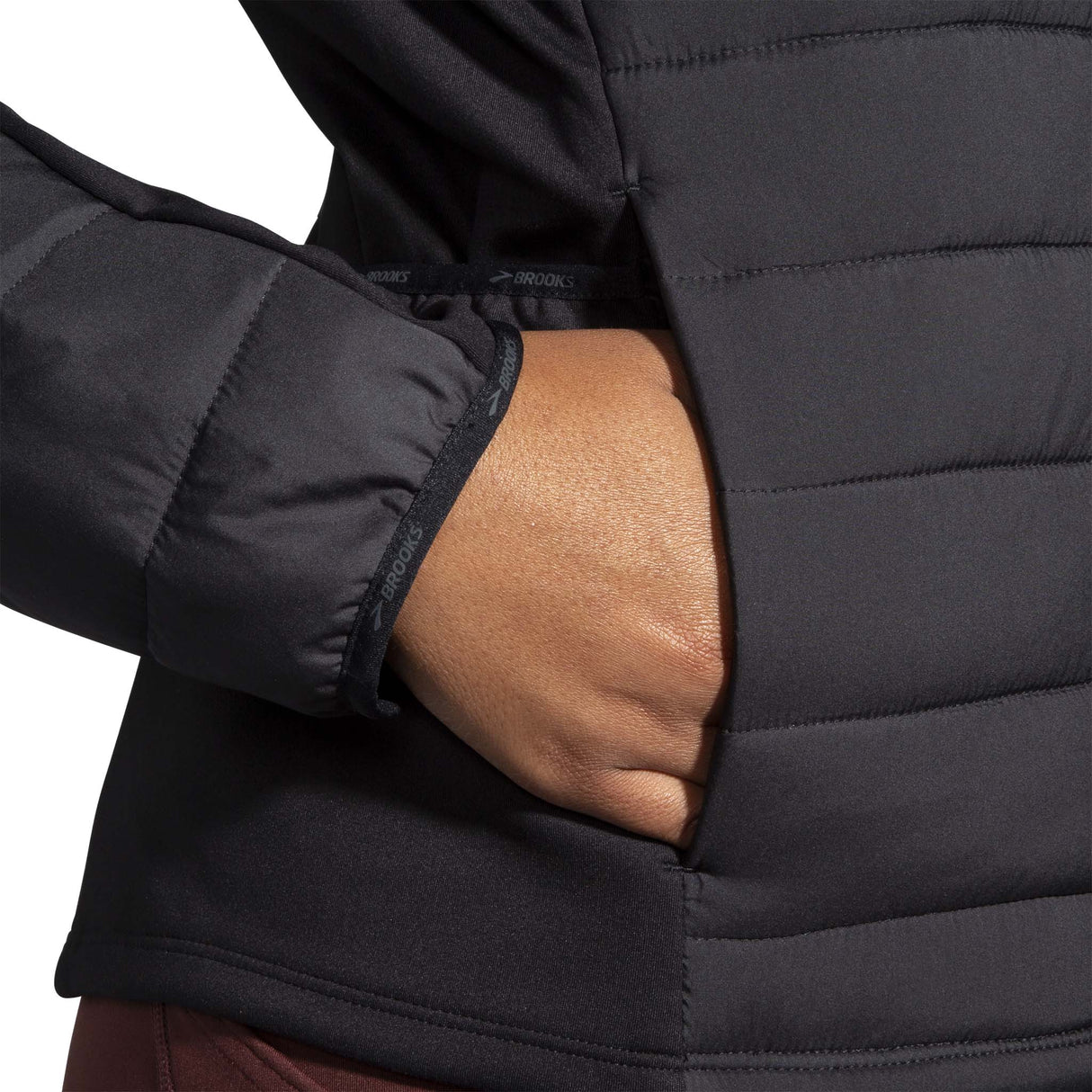 Brooks Shield Hybrid Jacket 2.0 manteau de course à pied noir femme poche laterale