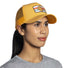 Brooks Surge Trucker Hat casquette de course unisexe face -Sun Glow / Rainbow Stripe