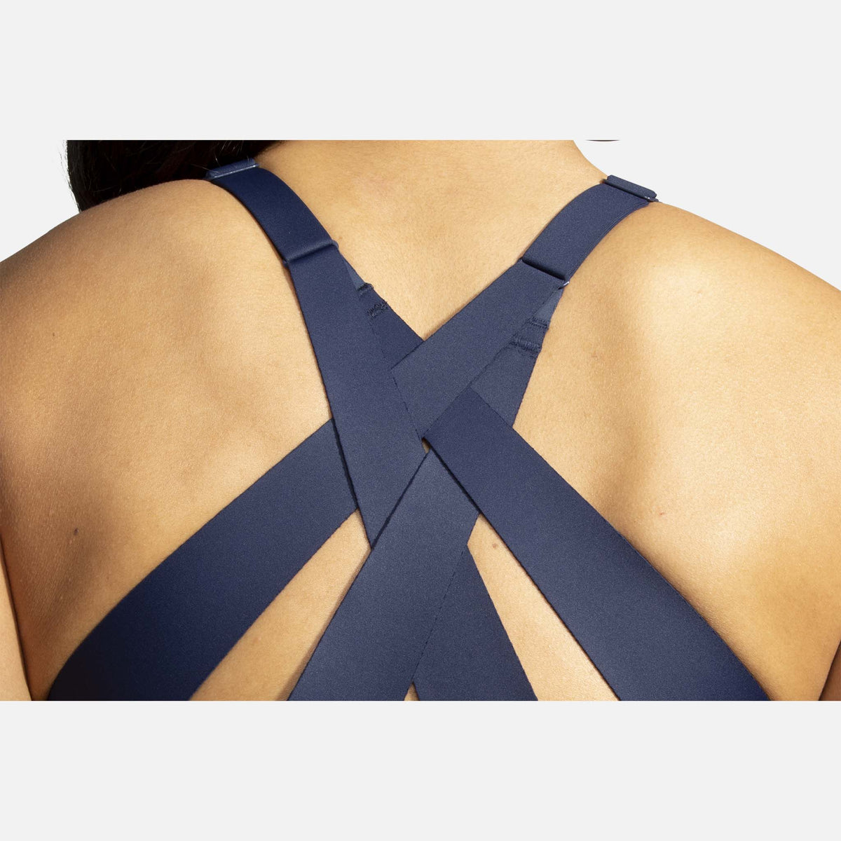 Brooks Drive Interlace Bra marine dos detail