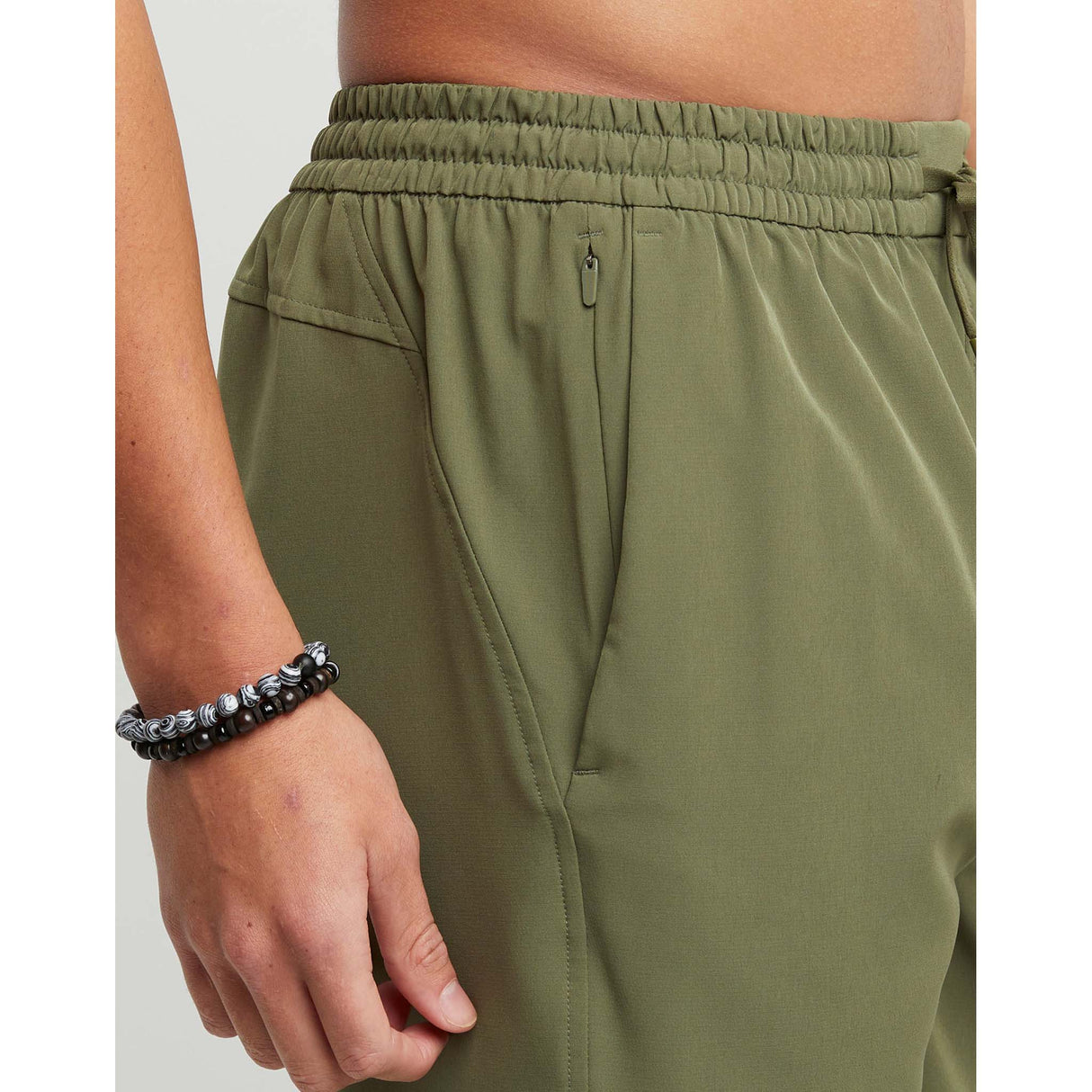 Champion 8-Inch City Sport short cargo olive homme poche zip