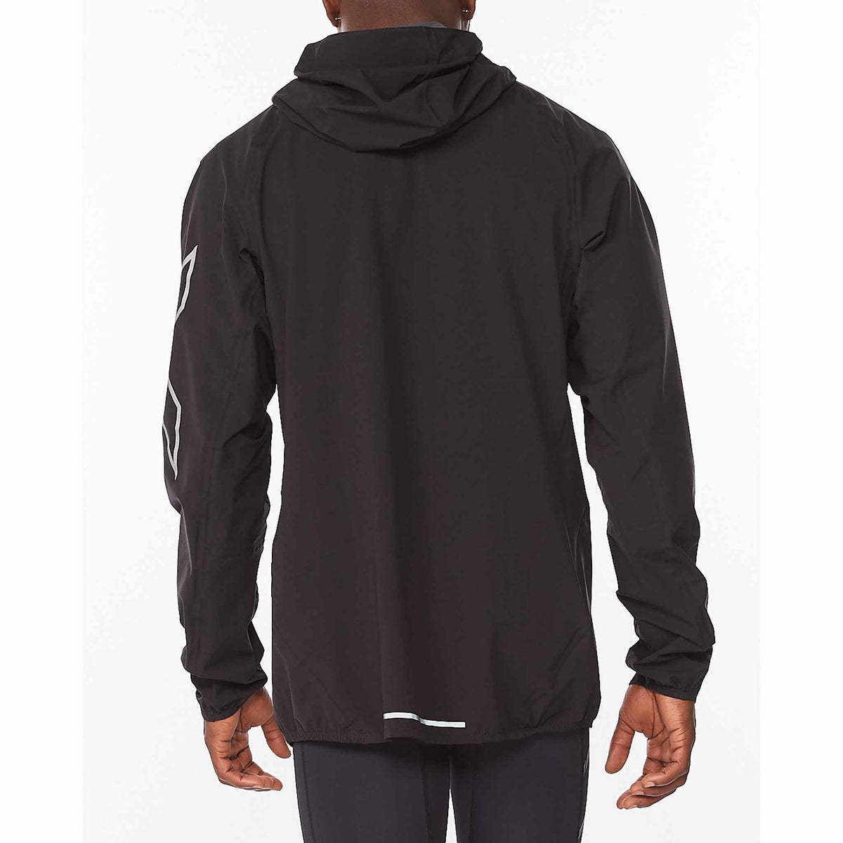 2XU manteau imperméable Light Speed WP Jacket pour homme Noir/Argent  vue de dos