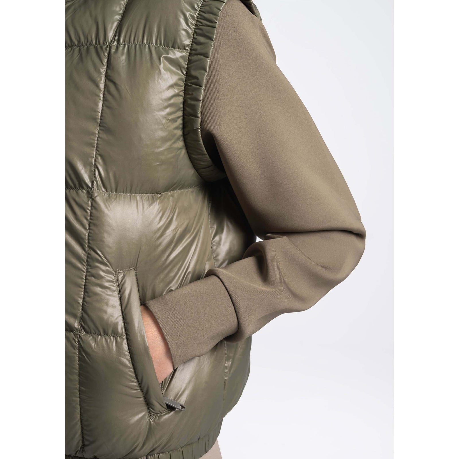Lolë Lolë veste sans manches compressible en duvet Rose