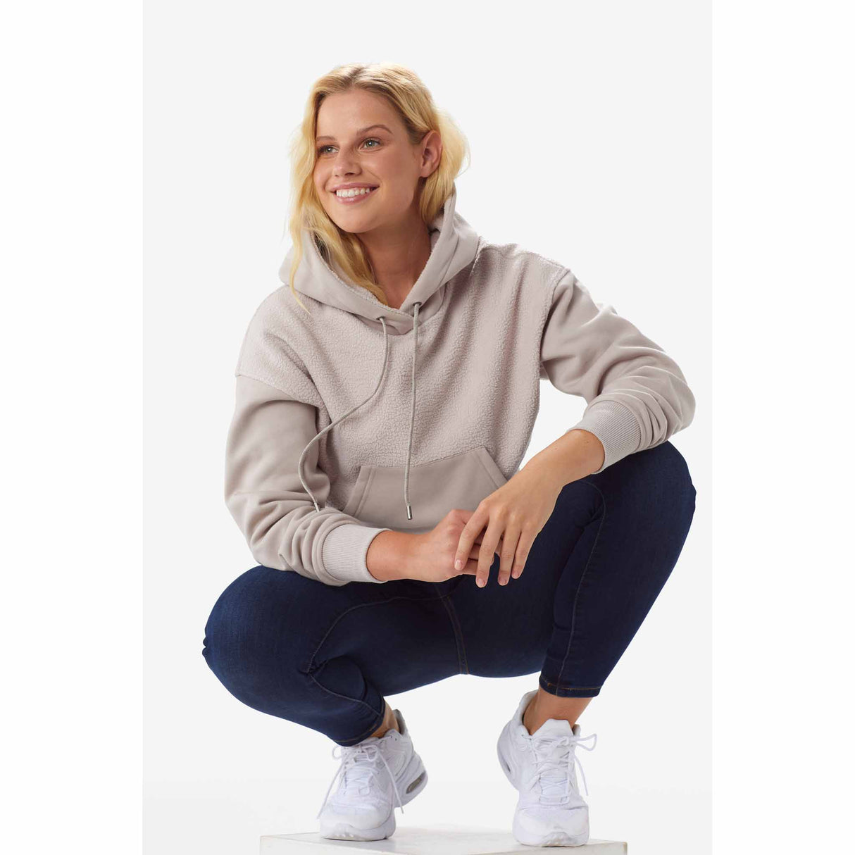 Lolë sweatshirt à capuche Constance Hoodie pour femme - Abalone - modèle 3