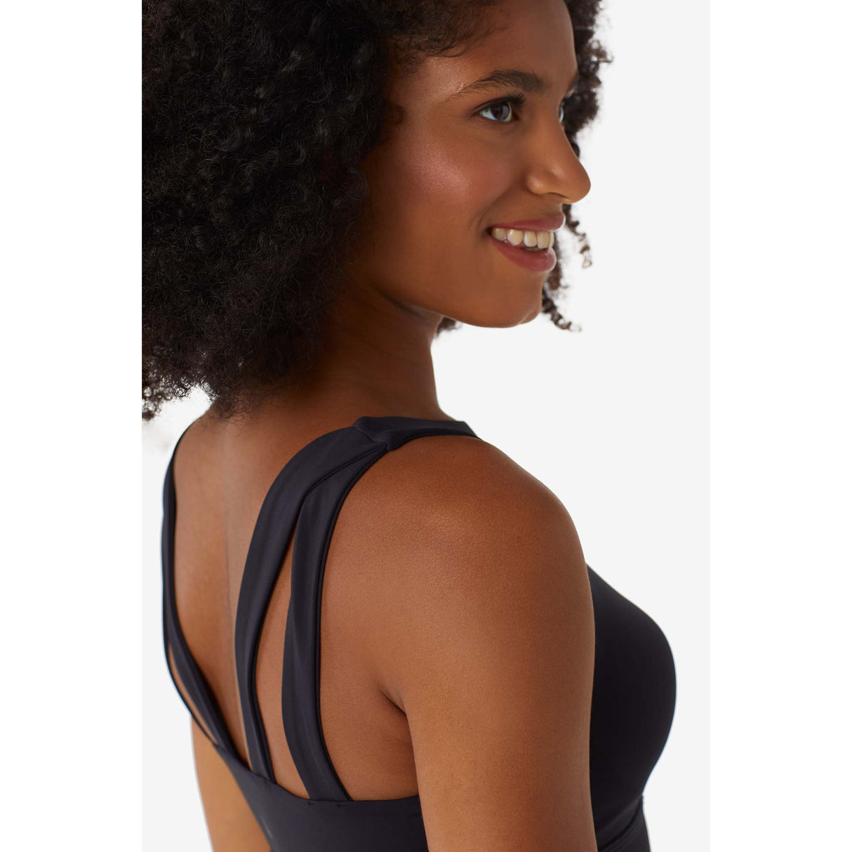 Lole Step Up top de sport noir femme close-up