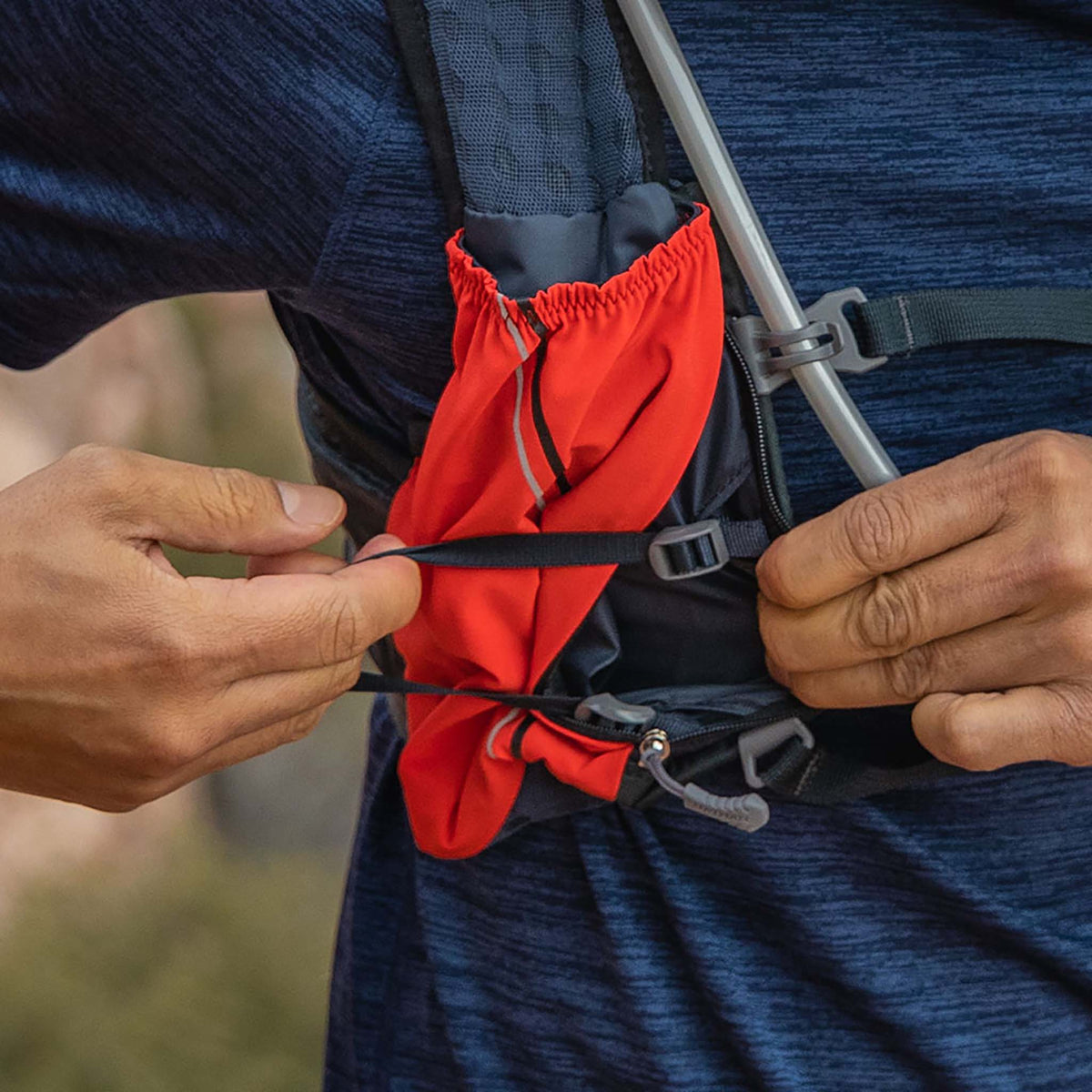 Nathan Vapor Swift 4 L veste d&#39;hydratation de course à pied pochette