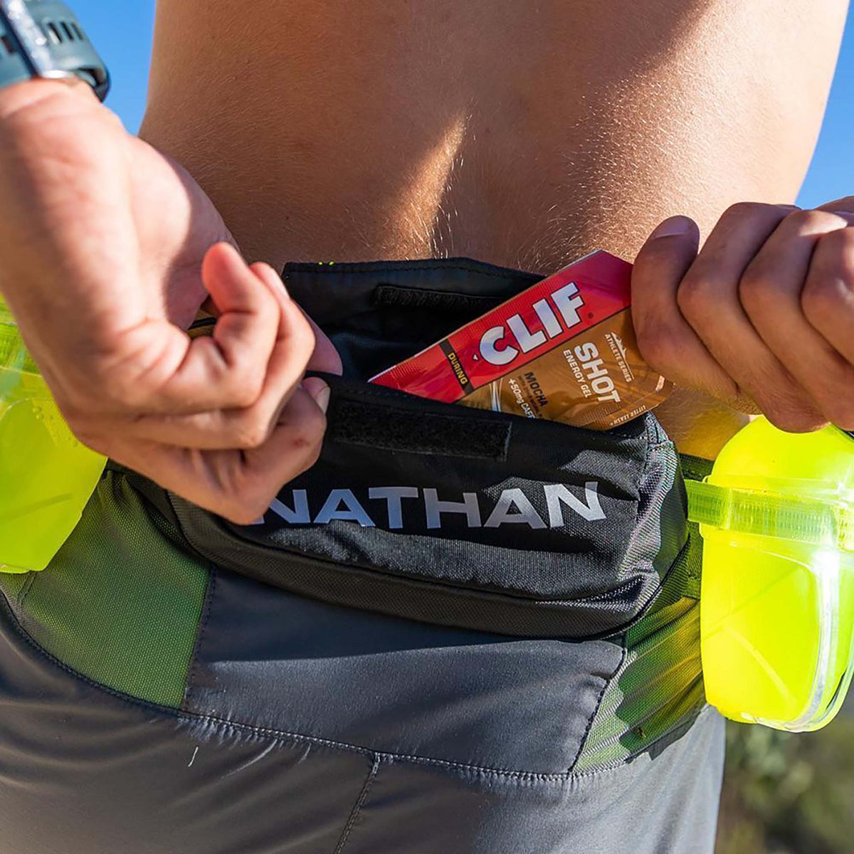 Nathan TrailMix Plus 2 ceinture d&#39;hydratation de course à pied pochette