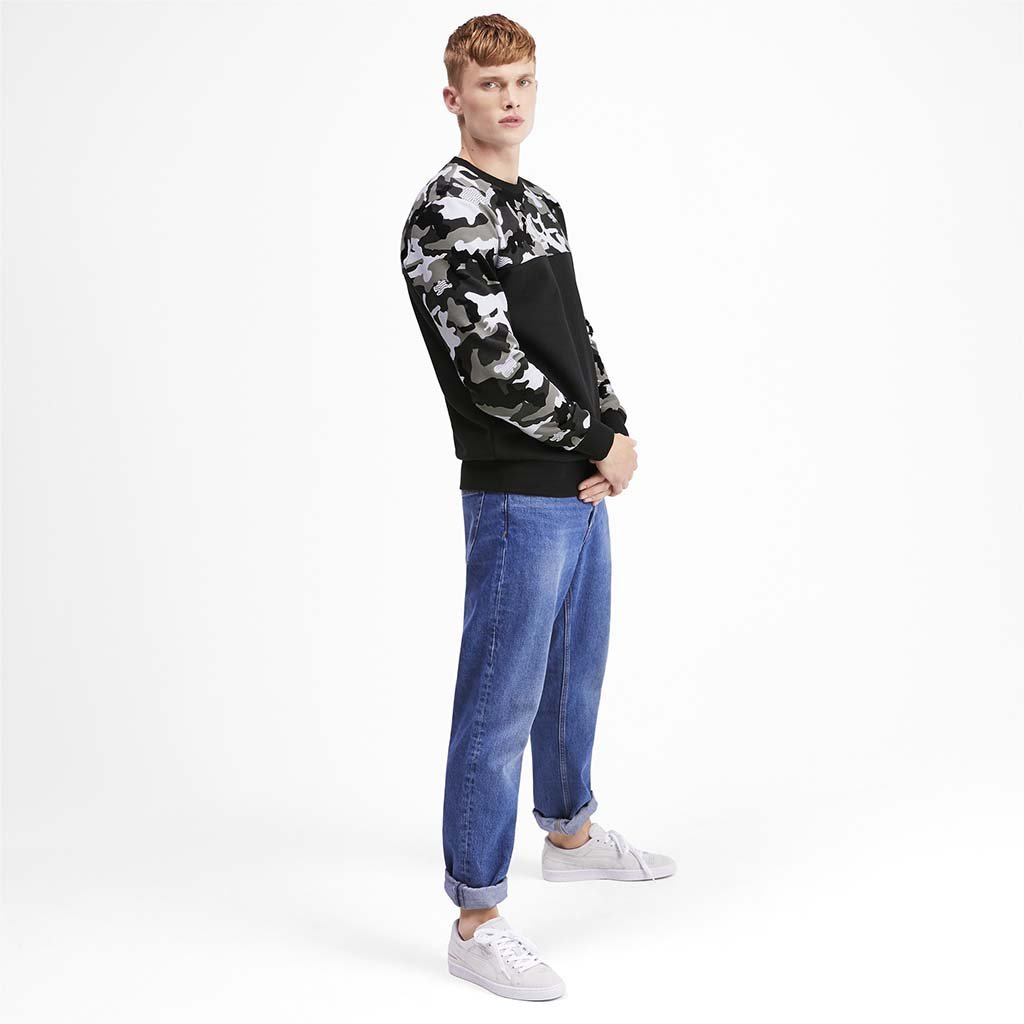 Puma Classics Men&#39;s Placement Print Crewneck Sweatshirt black lv3