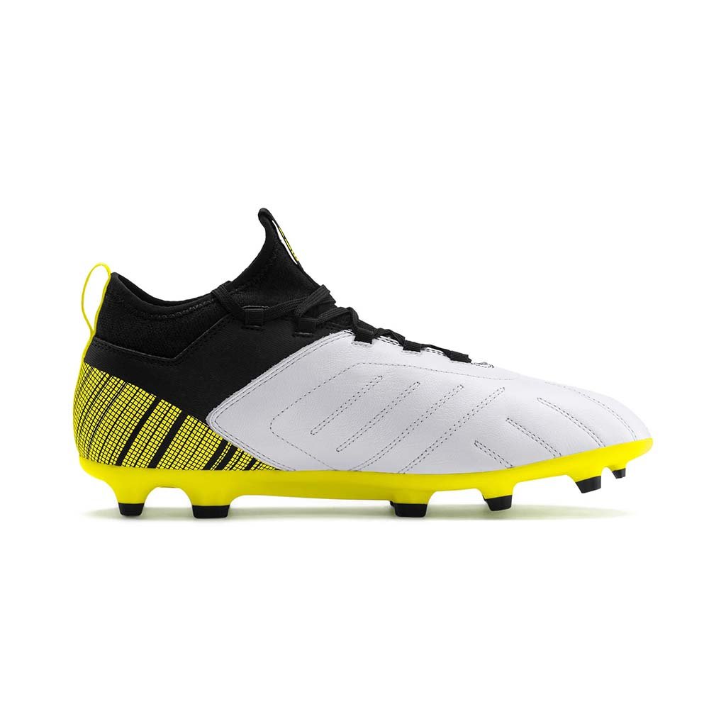 Puma One 5.3 FG souliers de soccer a crampon blanc noir jaune lv