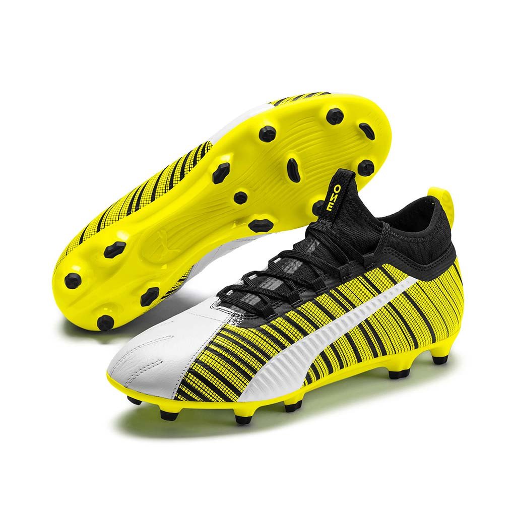 Puma One 5.3 FG souliers de soccer a crampon blanc noir jaune pv