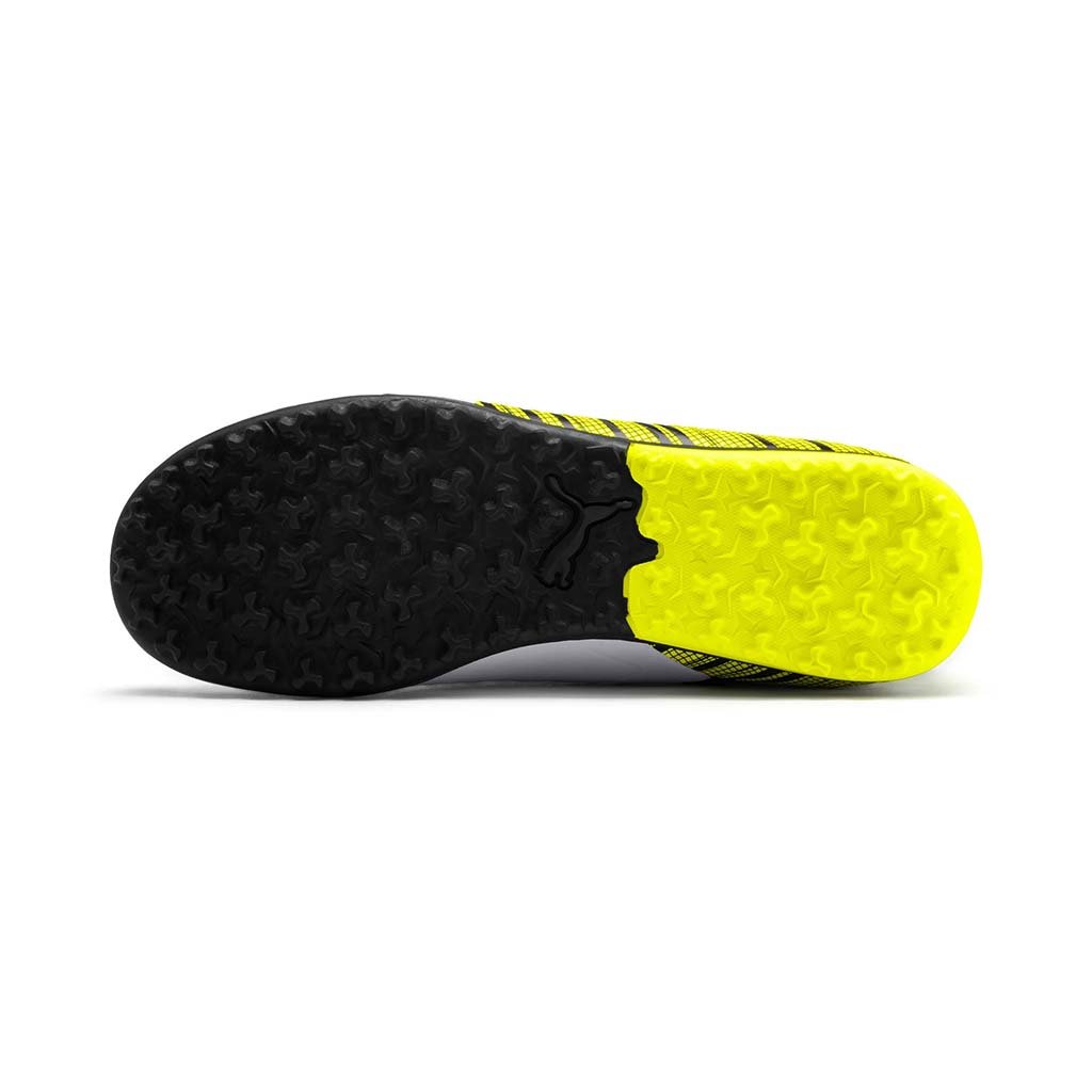 Puma One 5.4 TT chaussure de soccer turf synthetique junior blanc noir jaune semelle