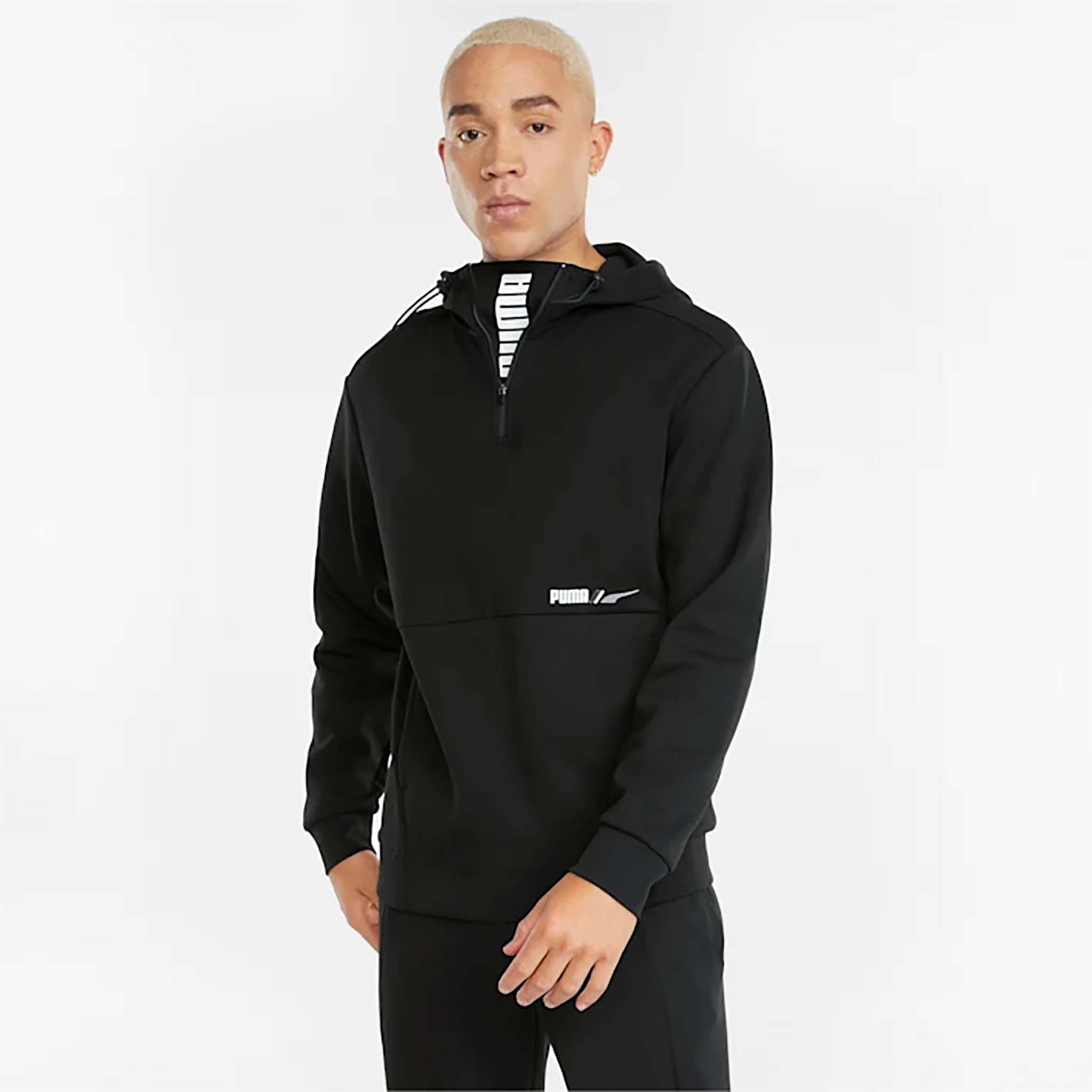 Hoodie with half clearance zipper