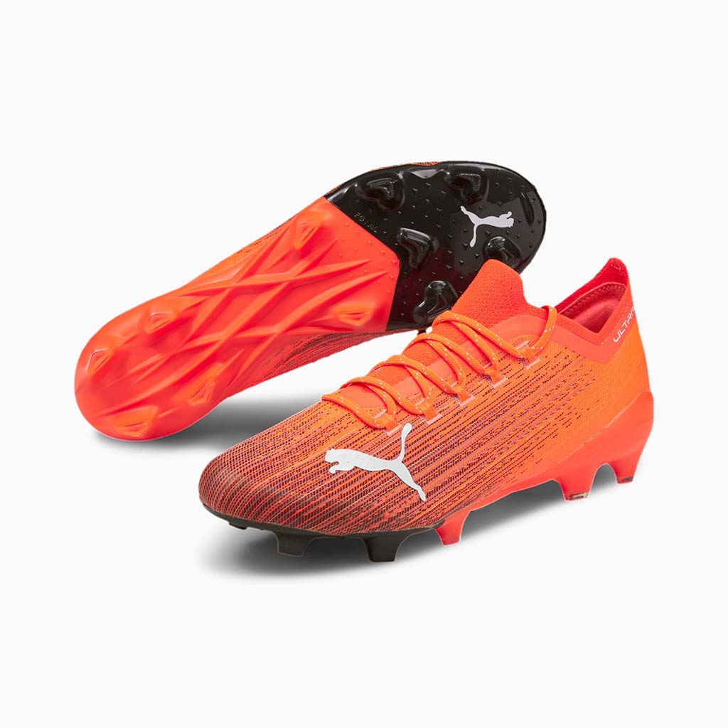 Souliers de soccer Puma Ultra 1.1 FG orange et noir paire