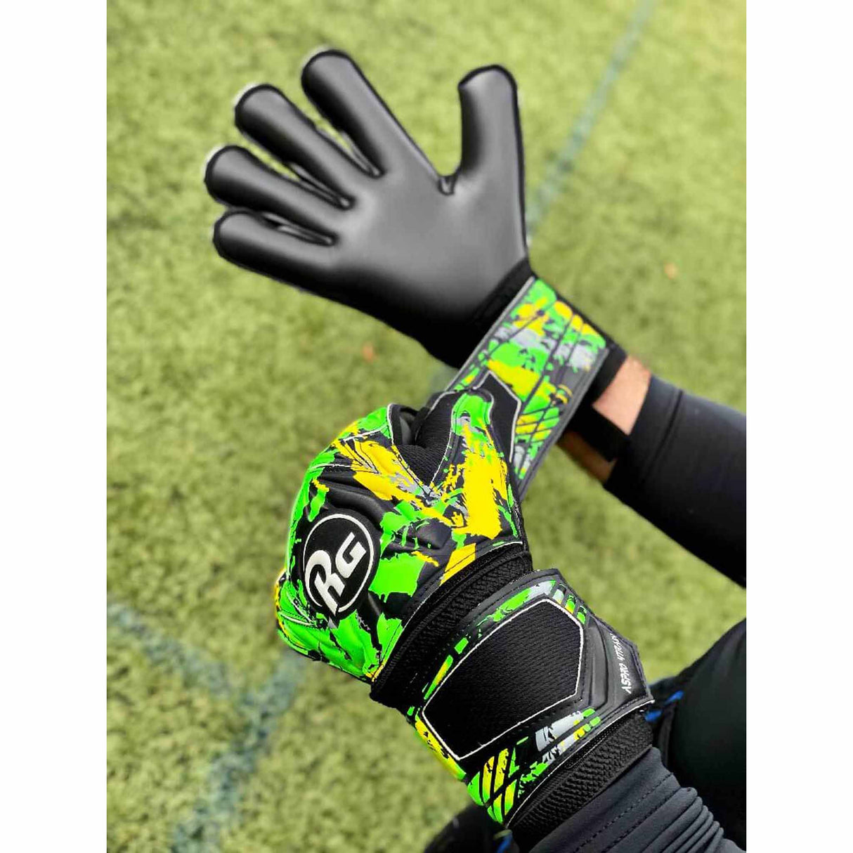 RG Aspro 4TRAIN gants de gardien de but de soccer - paumes