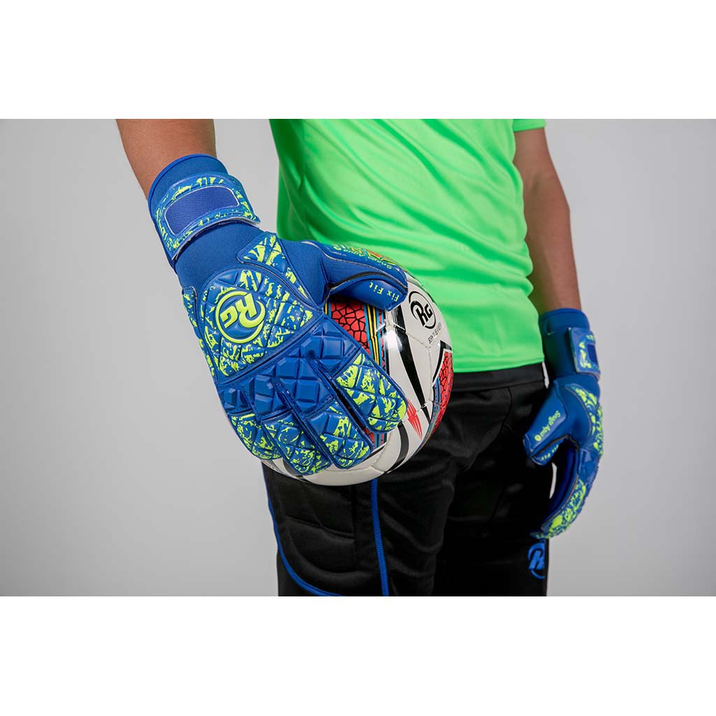RG Goalkeeper Snaga Aqua soccer gloves lv1