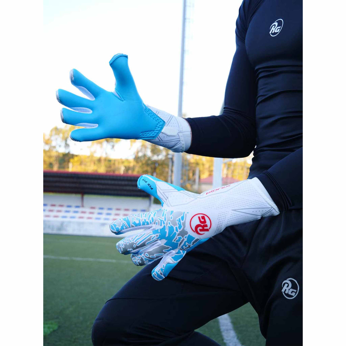 RG Goalkeeper gloves Bionix gants de gardien de but de soccer - Blanc / Bleu