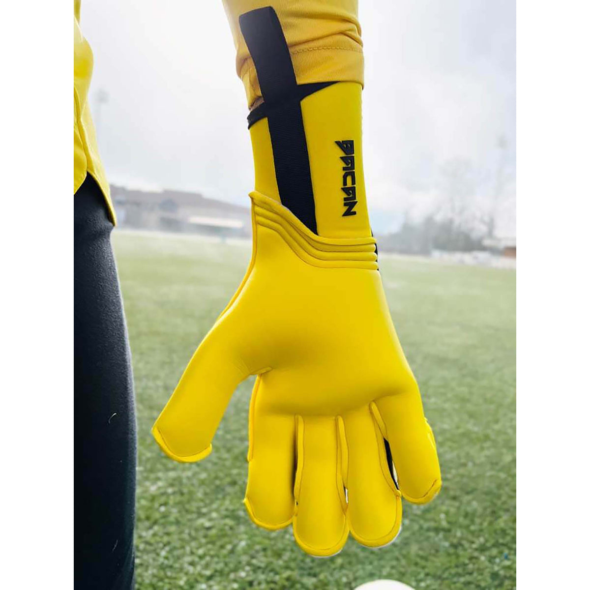 RG Goalkeeper Gloves Bacan 2022-2023 gants de gardien de soccer jaune noir paume live