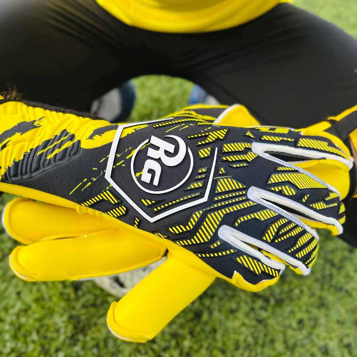 RG Goalkeeper Gloves Bacan 2022-2023 gants de gardien de soccer jaune noir live