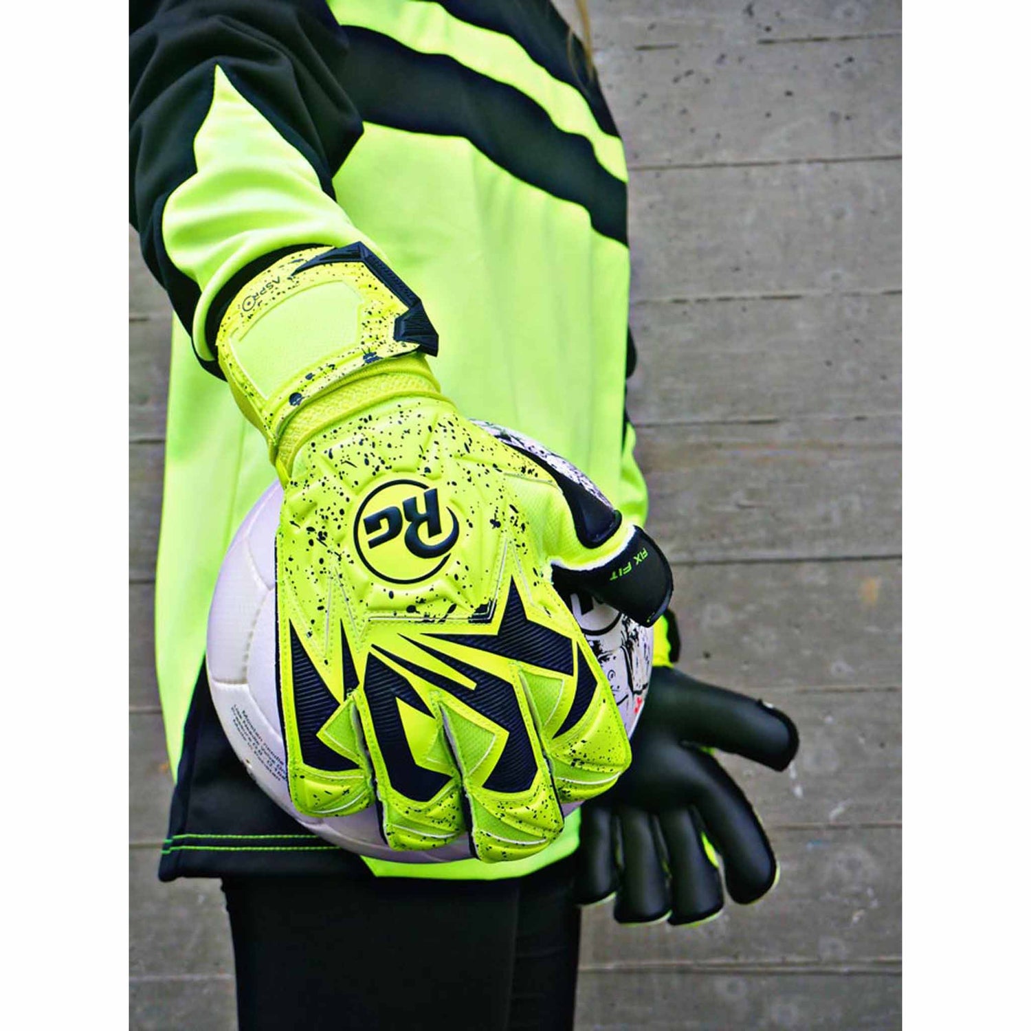 RG Goalkeeper gloves RG Aspro Fluo gants de gardien de but de soccer