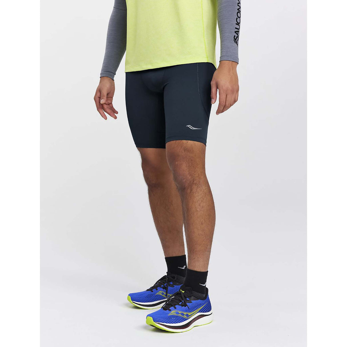 Saucony Bell Lap Tight Short cuissard de course à pied noir homme