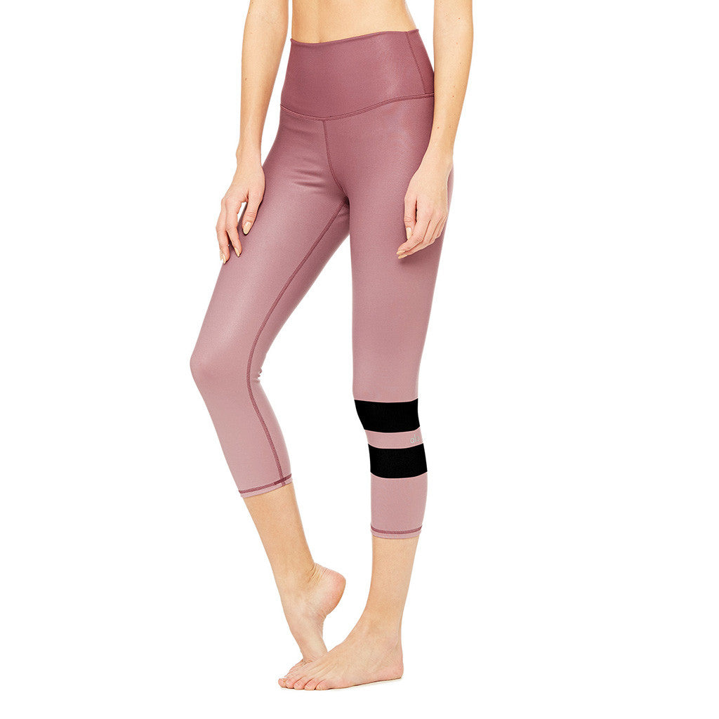 alo Yoga Airbrush capri legging pour femme gradient grenache vue lat